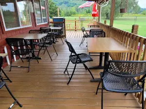 DJ's Golf Center / Bethies Place
