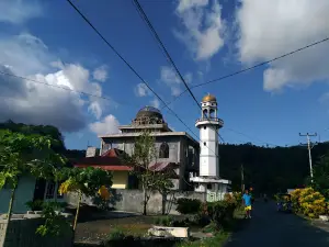 Masjid Al Hidayah Tagulandang