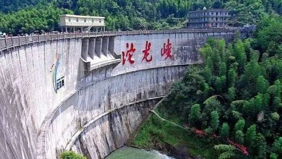 tuo long xia sheng tai lv you jing qu