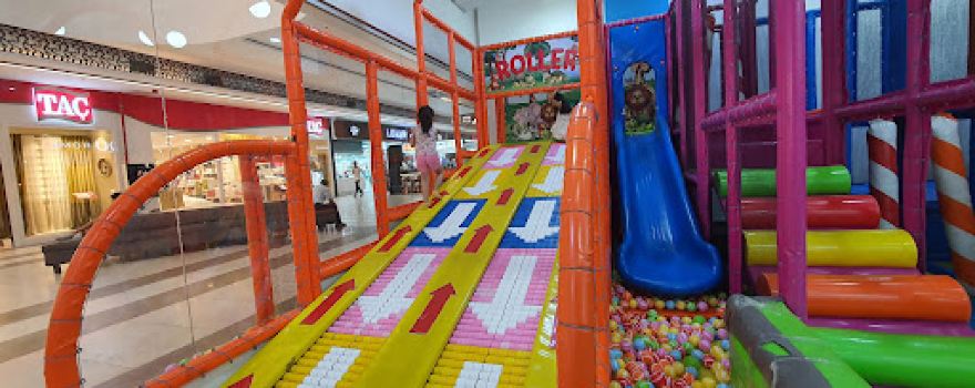 Mini City Dramatic Play Center