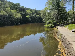 Riverside Picnic Area