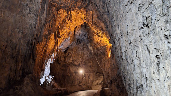 Cuevona de Cuevas del Agua