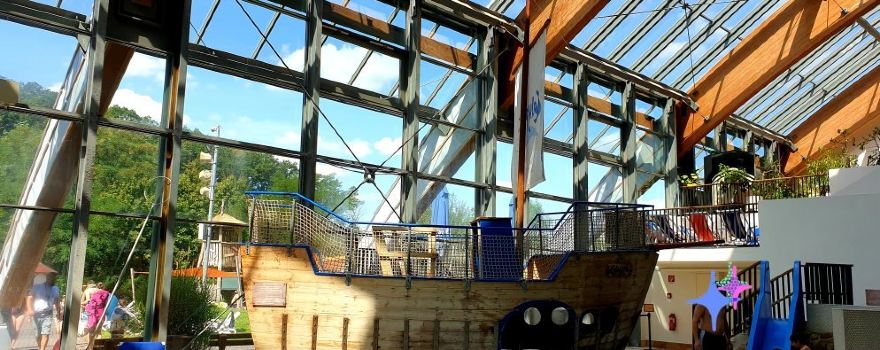 Swimming, sauna and wellness paradise Calypso