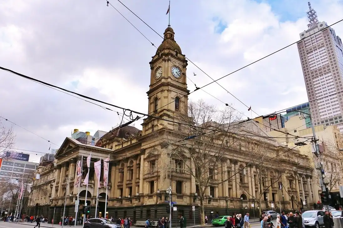 Hotel dekat Melbourne Town Hall