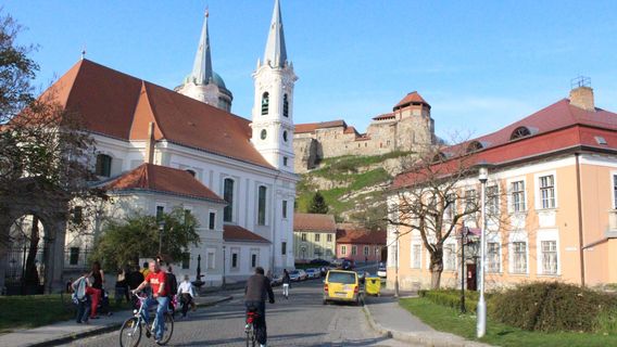 Vizivaros Parish Church