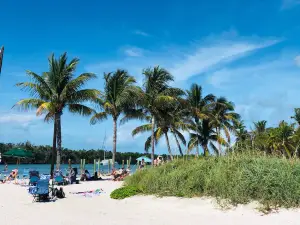 Sombrero Beach