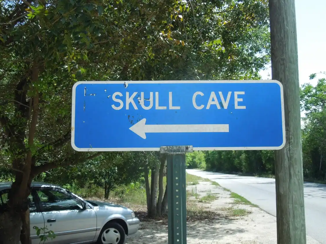Hotels near Skull Cave