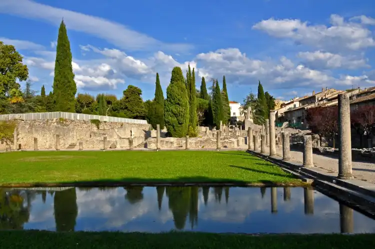 Hotels near Sites Archeologiques de Vaison la Romaine