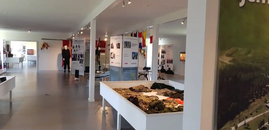 Hotels near Hjemmevaernsmuseet