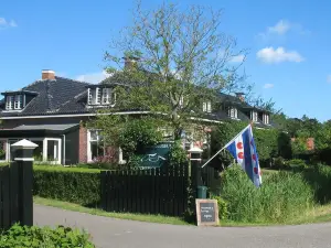 Scherjon's Woodenshoe factory & Museum