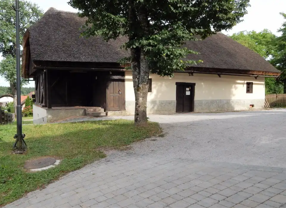2_Jurčičeva Homestead