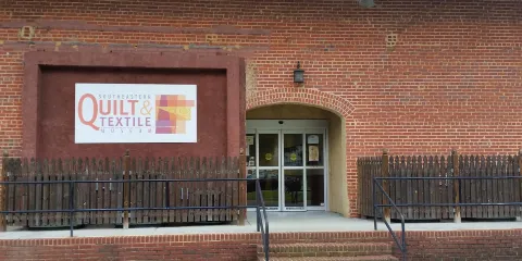 Neva Lomason Memorial Public Library