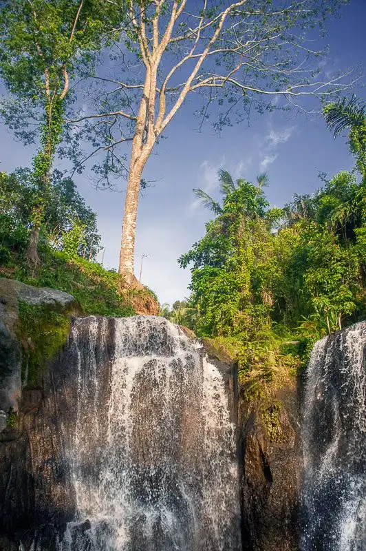 Hotels near Taman Beji Griya Waterfall