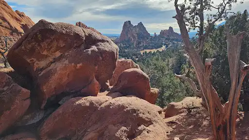 Tunnel Drive Trail Head