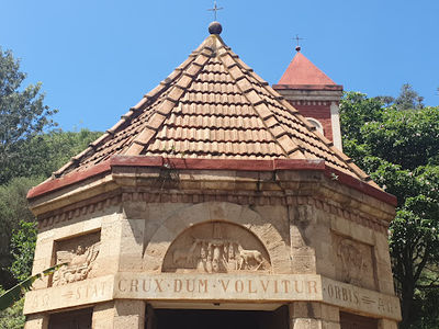 Mai Mahiu Catholic Church / Traveller's Church