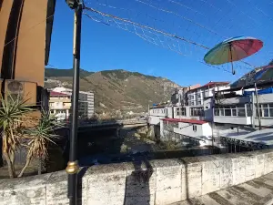 Tarihi Maçka Köprüsü