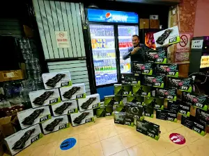 Çarşı İnternet ve Playstation Cafe