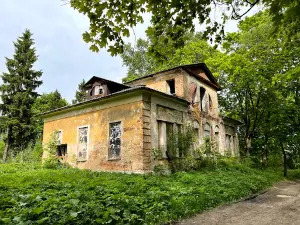 Manor Lyakhov
