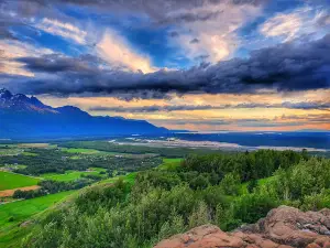 West Butte Trail