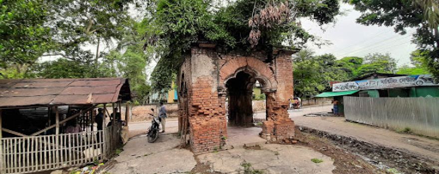 Mallick / Chandragupta broken mansion house