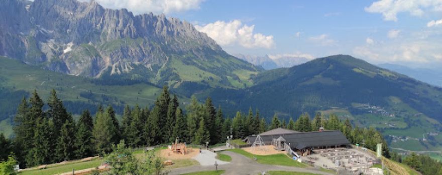 Toni's Almspielplatz