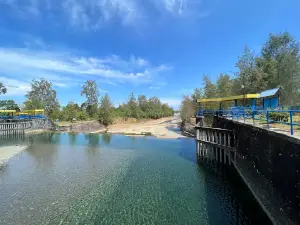 Jembatan Gantung Mentawa