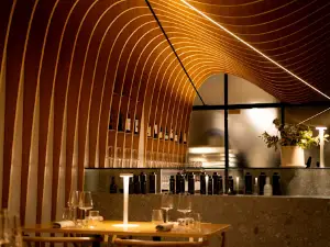 Gallery Bistrot Contemporaneo