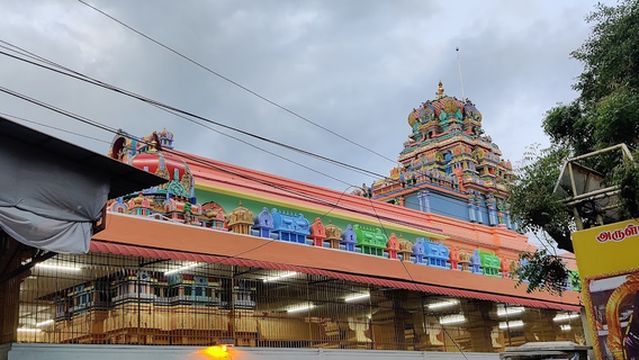 Nanganallur Anjaneyar Temple