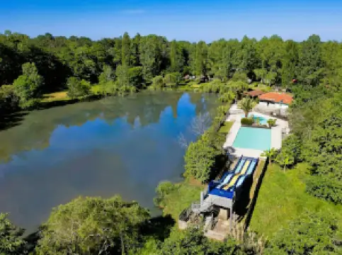 Camping la Comtesse I Camping nature à Bélus