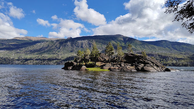 Ecocamping Ñorquinco (camping y cabañas)