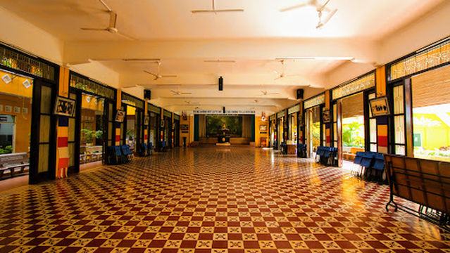 Xa Loi Buddhist Temple