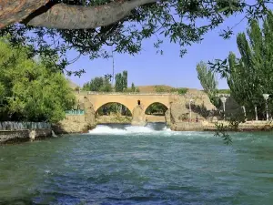 Zaman Khan Historical Bridge