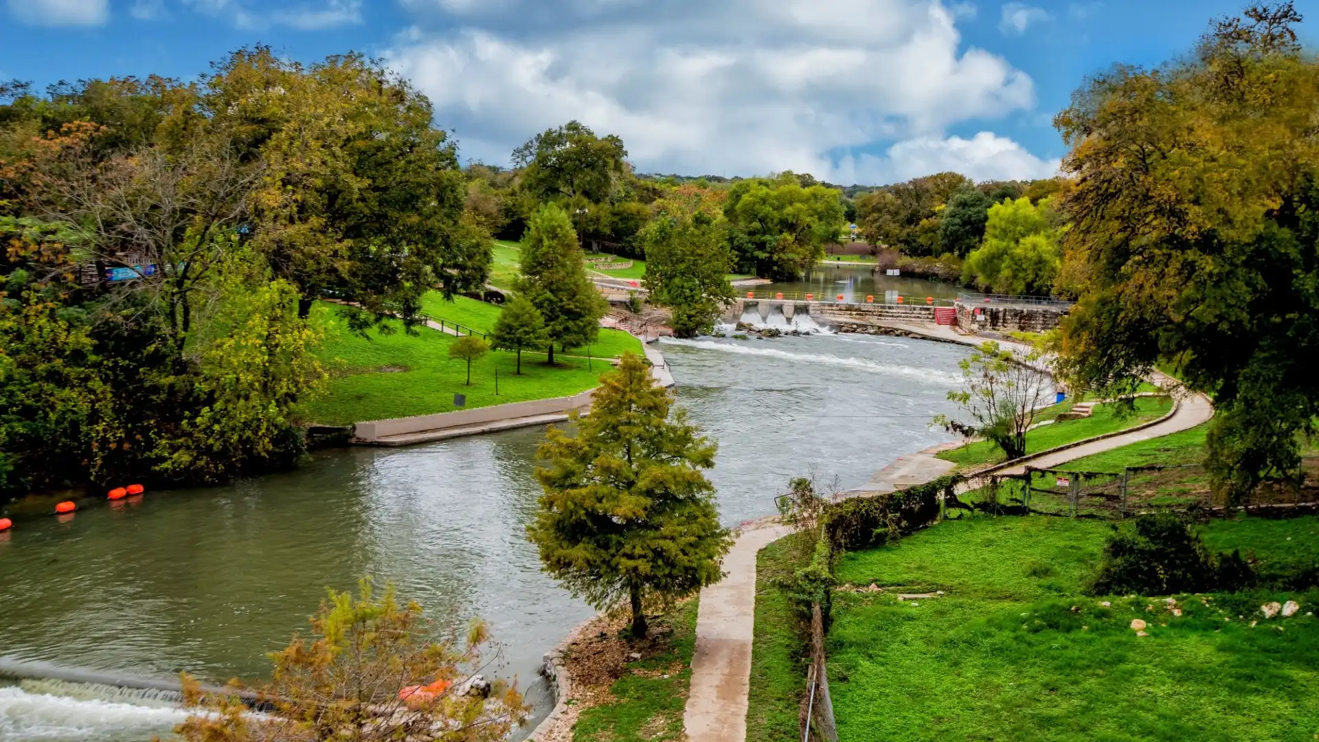 Hotels near New Braunfels