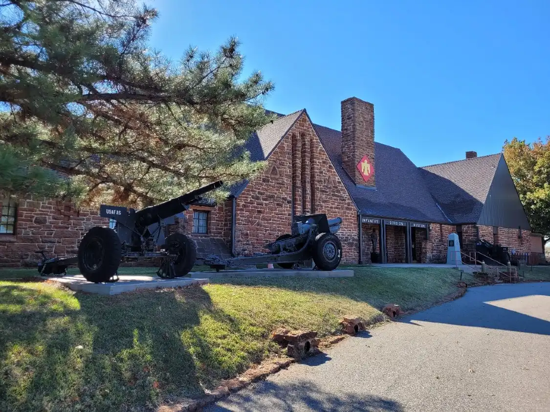 Hotels near Oklahoma National Guard Museum