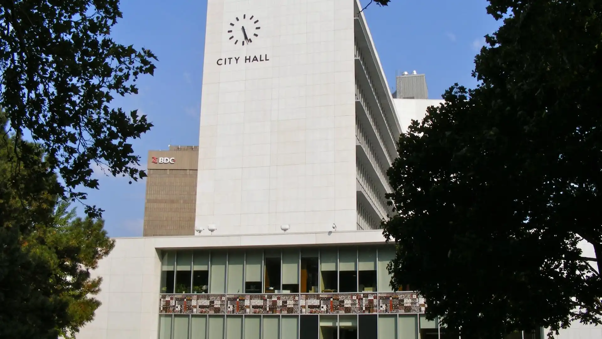 Hotels near Hamilton City Hall