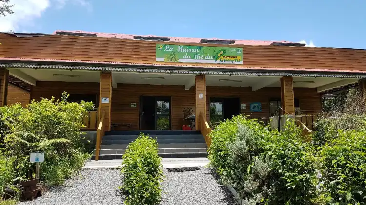 Hotels near Le Labyrinthe en-Champ-The