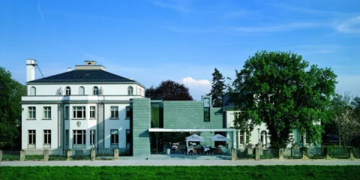 Kunst- und Kulturstiftung Opelvillen Ruesselsheim