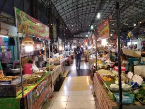 Centric Market Plaza