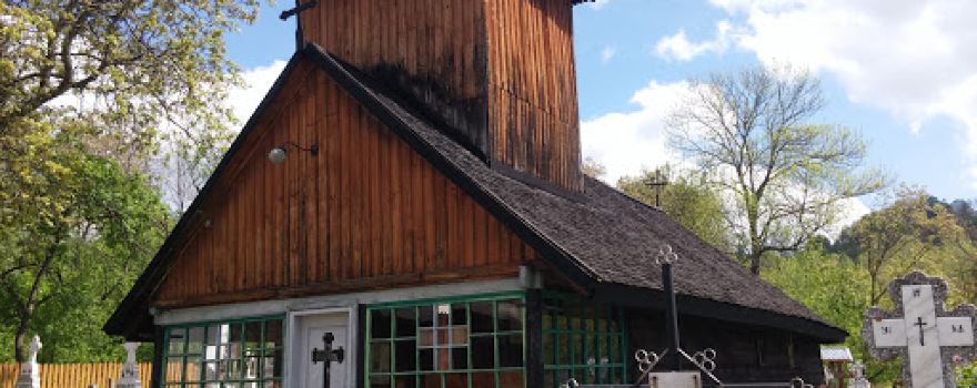 Biserica de lemn Nașterea Maicii Domnului