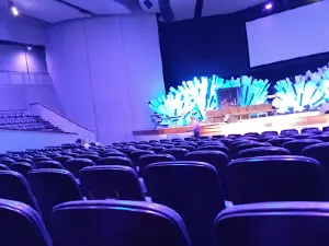 Woodlawn Church