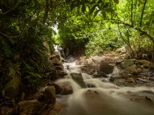 Pha-aok Waterfall