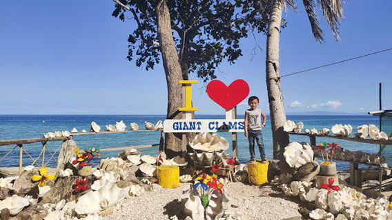Giant clam sanctuary land mark