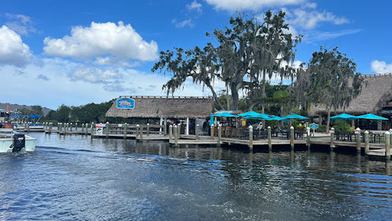Freedom Boat Club - Homosassa Springs: Hall's River Resort