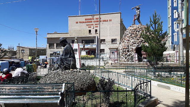 Plaza del Minero "Siglo XX"