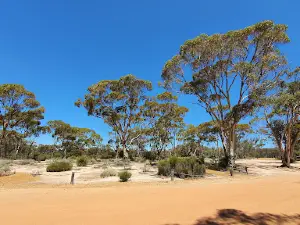 Karalee Rocks