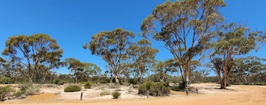 Karalee Rocks