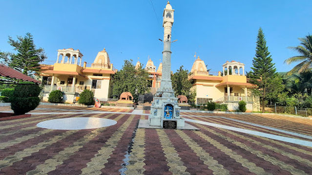 Shri Kshetra Kunthugiri Digambara Jain Temple