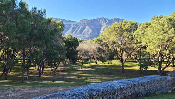 Bosques del Valle Park