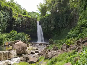 Air Terjun Jaran Goyang