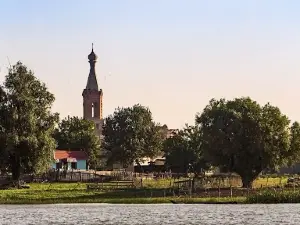 ツェルカフィ・トレフ・スヴャチテレイ